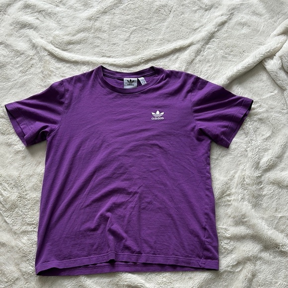 Adidas Purple Graphic Logo Tee – Size S | Athleisure Must-Have | Casual - Picture 1 of 5